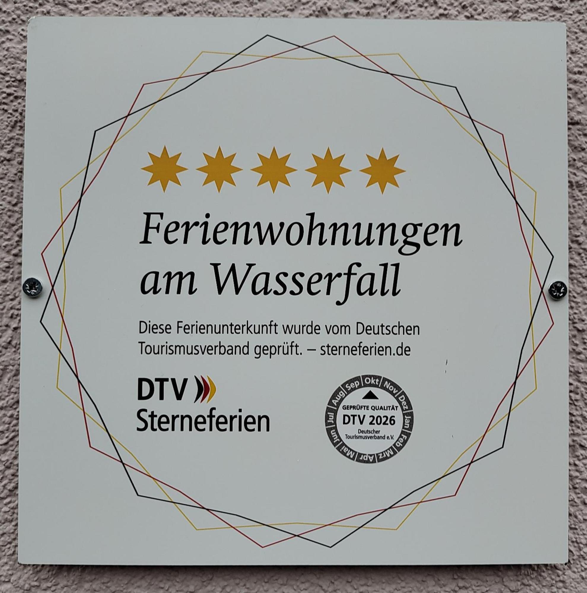 Ferienwohnungen Am Wasserfall Bad Urach Εξωτερικό φωτογραφία